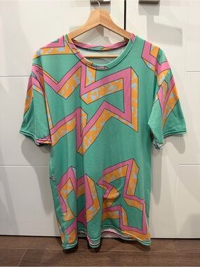 Mint Graphic Tee with Pink & Yellow Star Motif